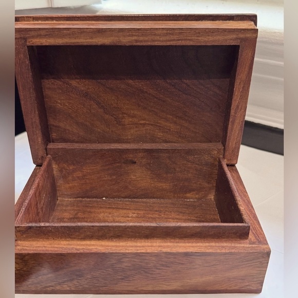 ✨Vintage Archana Crafts Hand Craved with Brass Inlay Jewellery or Trinket Box ✨ - Picture 10 of 16